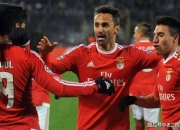 半场战报：比分胶着，双方实力旗鼓相当的简单介绍