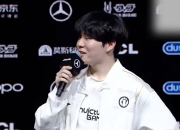 Rookie在中国队比赛中反败为胜，刷新纪录引发热议！