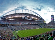 凯恩在篮网比赛中战术调整，反败为胜引发热议！全场沸腾不已